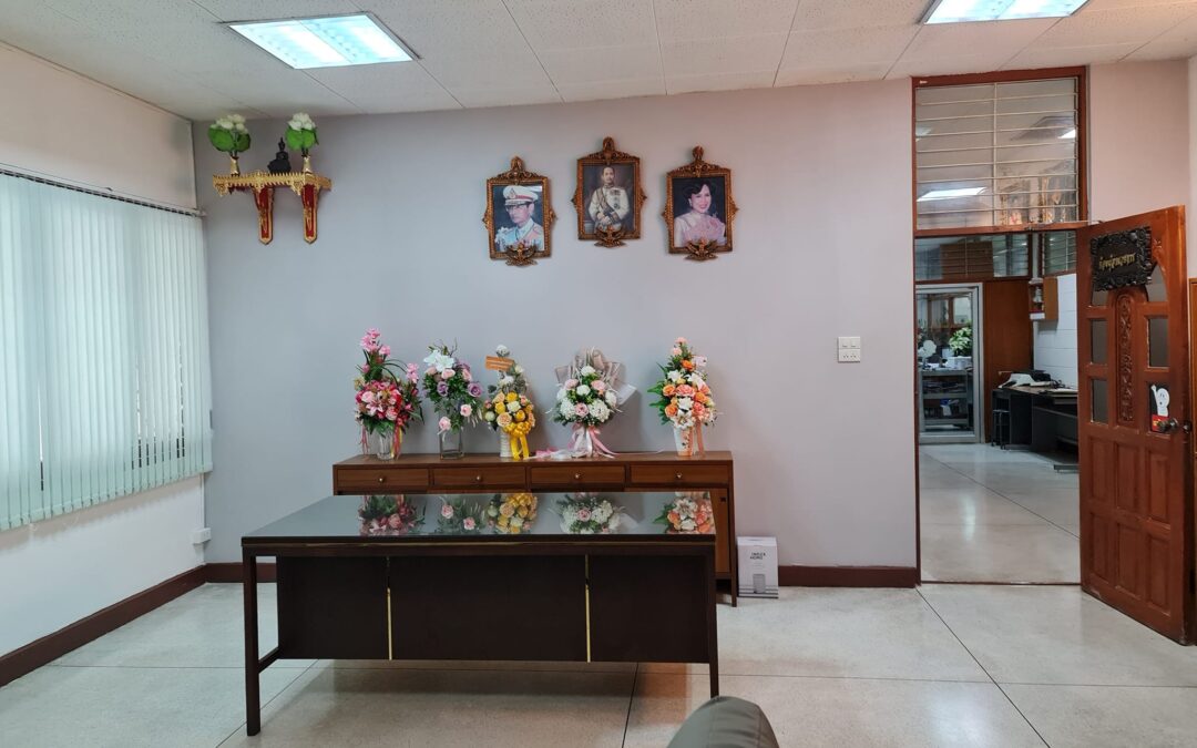 ส่งมอบงาน รีโนเวท ห้องผู้บริหาร